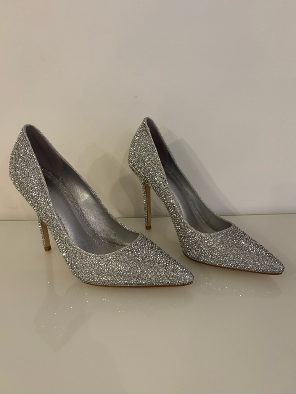 Lulamax Silver Rhinestone Pointed Toe Stiletto Pumps